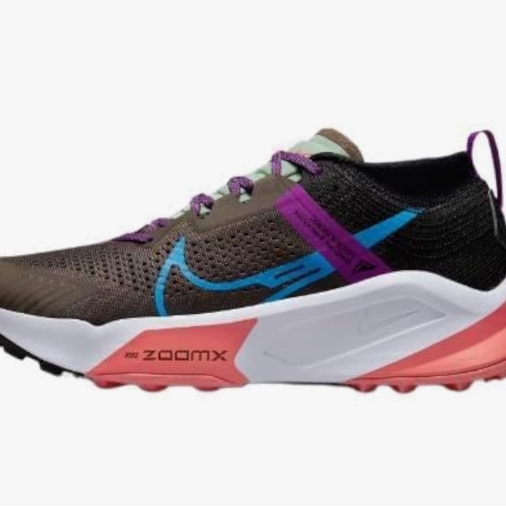 Nike Zegama running shoes size 7.5 used as unisex